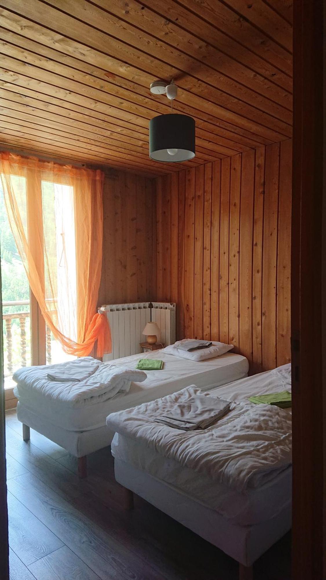 Bed & Breakfast Les 1000 Cols, Anciennement Val D Azur Molines-en-Queyras