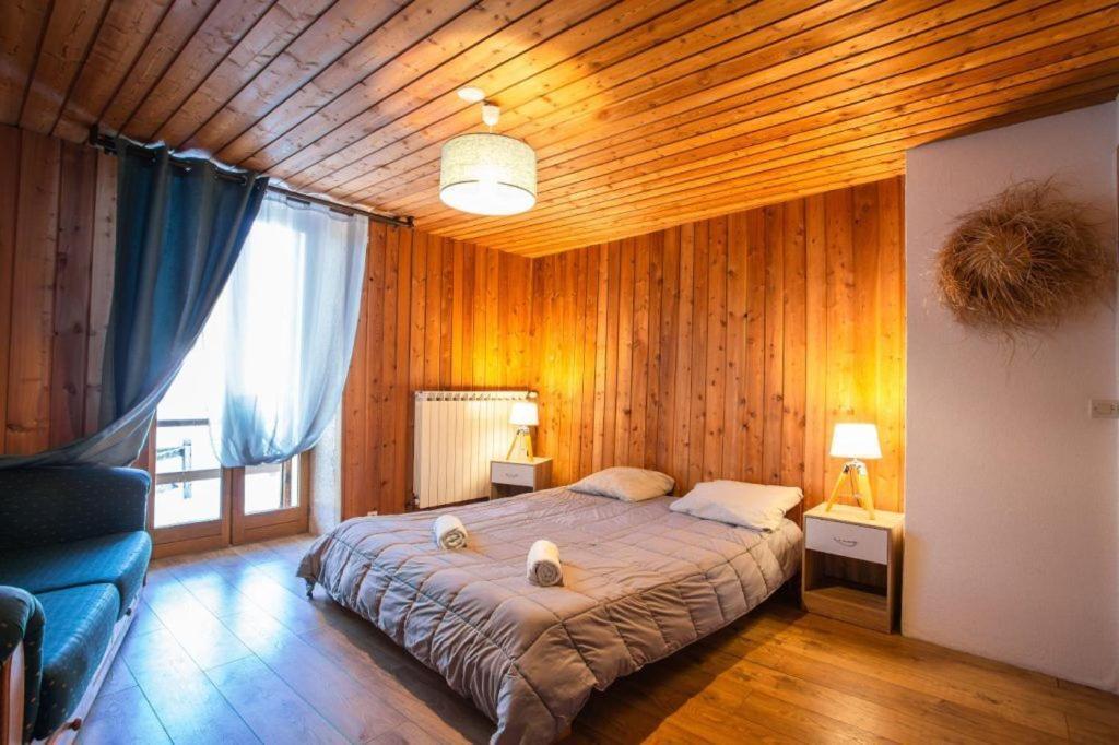 Bed & Breakfast Les 1000 Cols, Anciennement Val D Azur Molines-en-Queyras